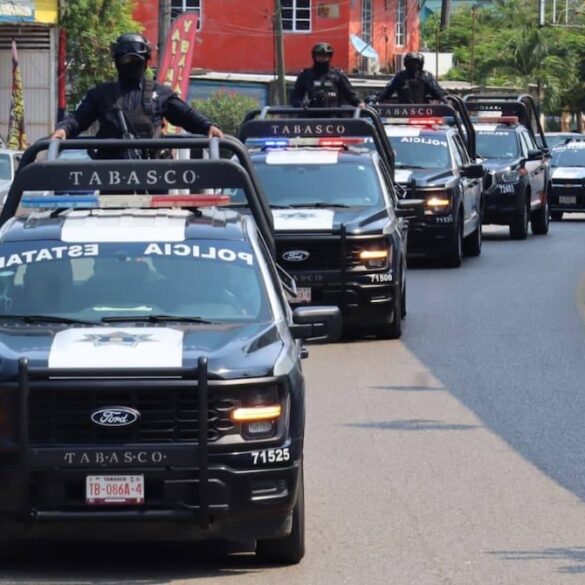 Elementos de la SSPC realizan patrullajes y recorridos pie tierra en Parrilla, Centro Tabasco, para reforzar la seguridad ciudadana.