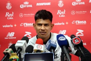 Jesús Gallardo ofrece una conferencia de prensa con Toluca antes de incorporarse a la Selección Mexicana para el Mundial 2026.