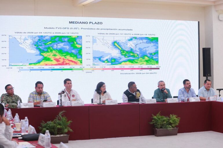 Integrantes del Consejo Municipal de Protección Civil de Centro durante la Segunda Sesión Ordinaria 2026, encabezada por la alcaldesa Yolanda Osuna Huerta en Villahermosa.
