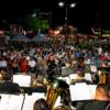 Celebración del aniversario de Nacajuca con gala sinfónica y actividades culturales en el parque central del municipio.