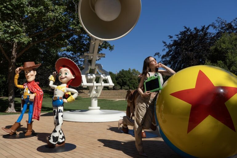 Belinda participa en el doblaje latinoamericano de Toy Story 5 interpretando al personaje Lilypad.