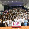 Ceremonia de graduación del Instituto de Administración Pública de Tabasco con egresados y autoridades estatales.