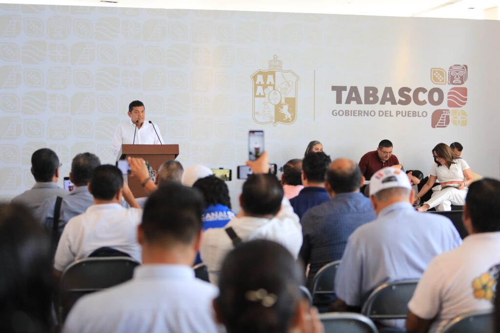 El gobernador de Tabasco, Javier May Rodríguez, durante la Conferencia de Prensa del Gobierno del Pueblo en la que anunció el inicio de operaciones de la Universidad Nacional Rosario Castellanos en Jonuta