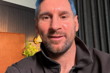 Leo Messi utiliza ChatGPT Images para crear una imagen inspirada en los colores de Argentina durante su colaboración con OpenAI.