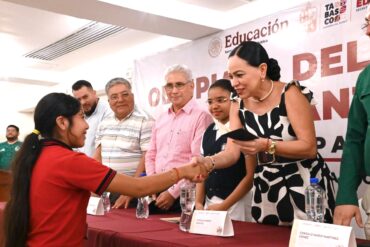 Estudiantes participan en la Olimpiada del Conocimiento Infantil 2026 durante la etapa estatal realizada en Tabasco.