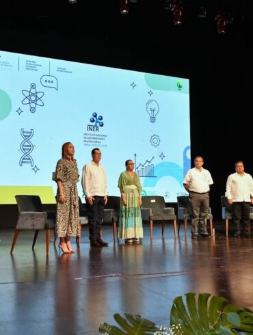 Estudiantes participan en el Verano de la Investigación Científica UJAT 2026 con una participación femenina récord en Tabasco.