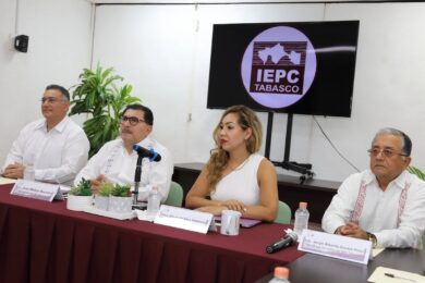 Participantes del Curso-Taller de Profesionalización Electoral en Tabasco durante el inicio de actividades en el IAP Tabasco.