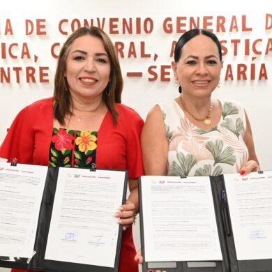 Titulares de SETAB y Secretaría de Cultura durante la firma del convenio para fortalecer educación, lectura y actividades culturales en Tabasco.