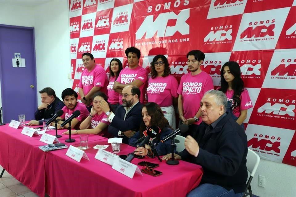 Guadalupe Acosta Naranjo, presidente nacional de Somos México, durante conferencia de prensa tras obtener registro como partido político ante el INE