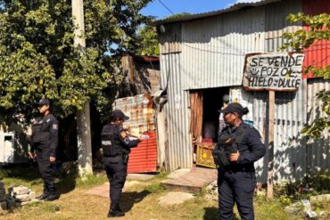 Elementos de la Policía de Género brindan atención y seguimiento a víctimas de violencia familiar en Tabasco.