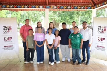 Verónica Alejandra Ramírez Sánchez durante el taller para la implementación del Consejo Consultivo de Niñas, Niños y Adolescentes en Nacajuca, Tabasco.
