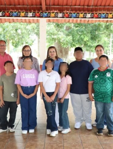 Verónica Alejandra Ramírez Sánchez durante el taller para la implementación del Consejo Consultivo de Niñas, Niños y Adolescentes en Nacajuca, Tabasco.