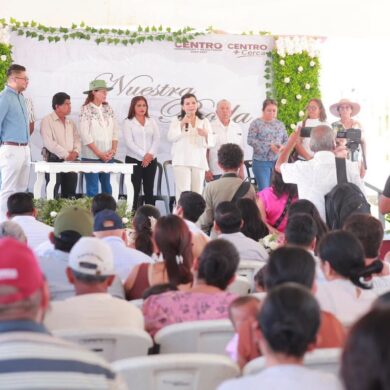 Entrega de la nueva red de agua potable y rehabilitación de calles durante la jornada Centro Más Cerca en el sector Armenia de Gaviotas Sur, Centro.