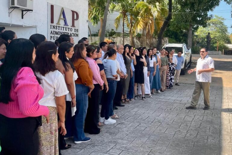 La auditoría gubernamental en Tabasco reunió a 119 alumnos del IAP para fortalecer la profesionalización del servicio público.