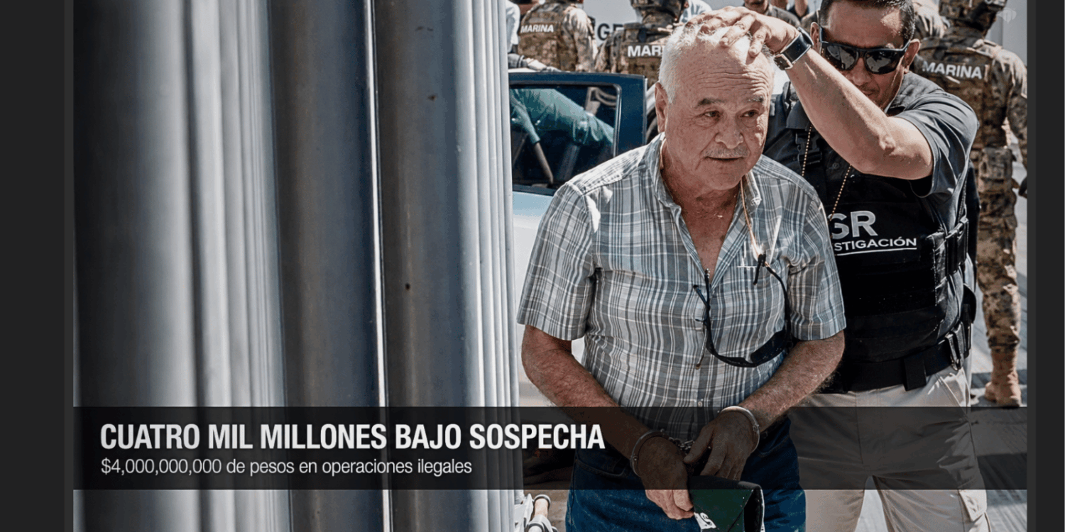 Ernesto Ruffo Appel esposado durante su traslado en Ensenada tras ser detenido por huachicol fiscal