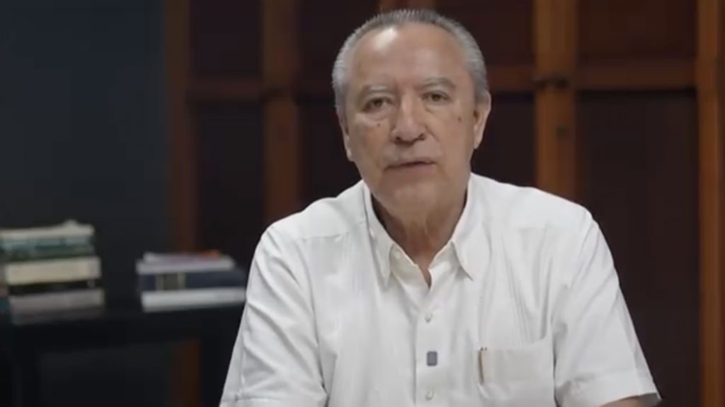 Humberto de los Santos Bertruy durante mensaje público sobre Unión Democrática por Tabasco.