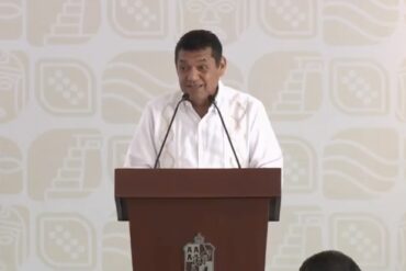 El gobernador Javier May Rodríguez durante su rueda de prensa semanal del 28 de julio de 2026