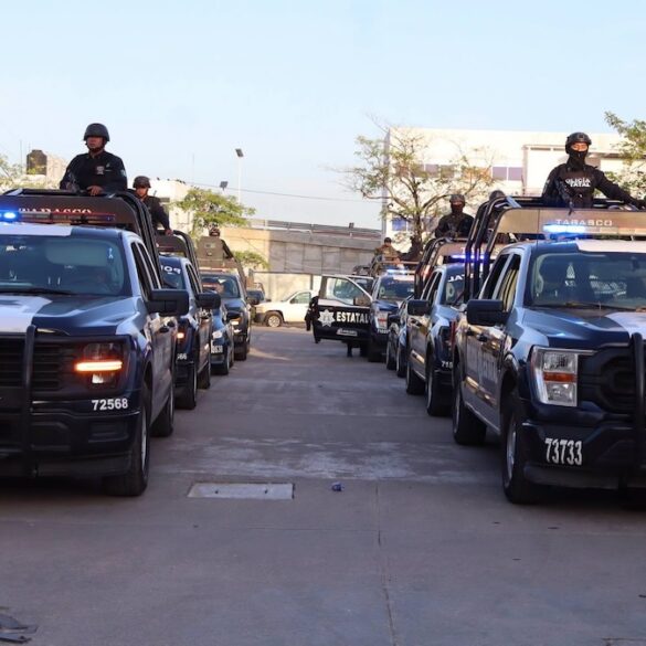 Elementos de la SSPC realizan el Operativo Reforzamiento de Centro con patrullajes preventivos y filtros de revisión en el municipio de Centro, Tabasco.