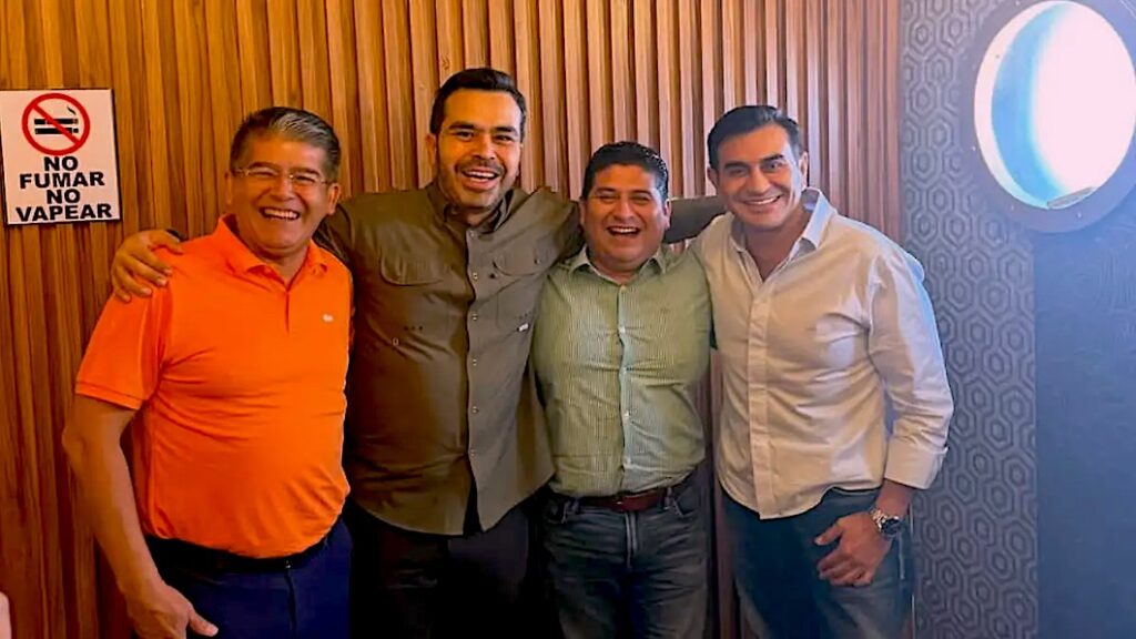 Alfonso Baca con Jorge Álvarez Máynez y los alcaldes de Tacotalpa y Emiliano Zapata.