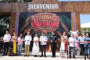 Autoridades cortan el listón inaugural del Festival de la Barbacoa Cunduacán 2026