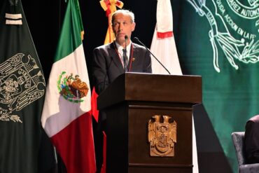 Francesc Torralba durante una conferencia en la Universidad Juárez Autónoma de Tabasco