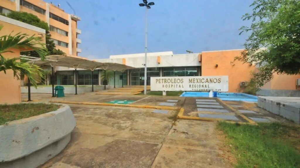 Fachada del Hospital Regional de Petróleos Mexicanos en Villahermosa