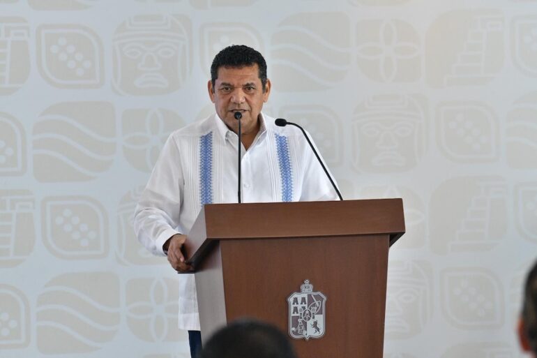 Javier May anuncia el pago del aguinaldo para trabajadores de Tabasco desde noviembre de 2026