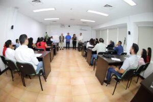 Servidores públicos participan en la Maestría en Auditoría y Evaluación Gubernamental del IAP Tabasco