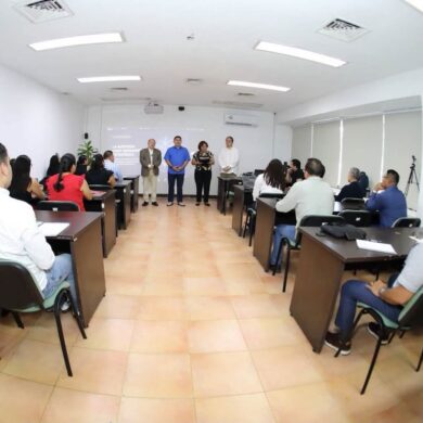 Servidores públicos participan en la Maestría en Auditoría y Evaluación Gubernamental del IAP Tabasco