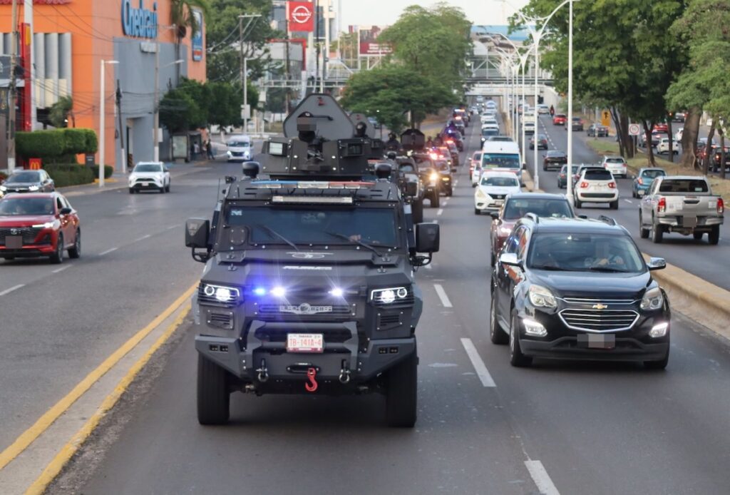 Elementos de seguridad durante el Operativo Reforzamiento de Centro en Tabasco