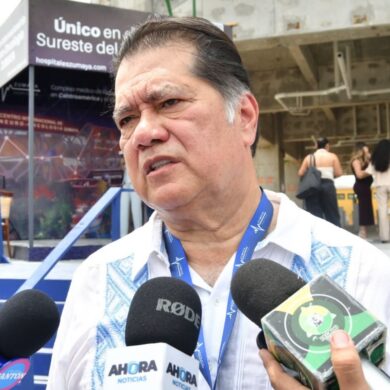 Guillermo Narváez Osorio informa sobre el presupuesto UJAT 2027 en Tabasco