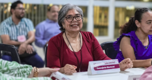 Participantes del Curso-Taller de Profesionalización Electoral durante el simulacro de actividades de una jornada electoral en Tabasco