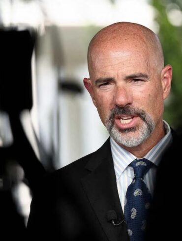 Terry Cole, director de la DEA, habla ante medios sobre la protección oficial al CJNG