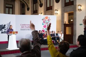 Claudia Sheinbaum durante la presentación de datos sobre agua entubada e infraestructura hídrica en México