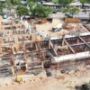 Vista aérea del avance de construcción del C5 Escudo Olmeca en Villahermosa, Tabasco