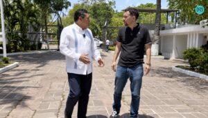 Javier May, a vueltas por su historia y el presente de Tabasco