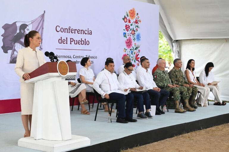 Claudia Sheinbaum y Javier May durante la visita de la presidenta a Villahermosa, Tabasco, el 25 de septiembre de 2026