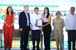 Javier May durante la inauguración de la convención SOS26 en Villahermosa