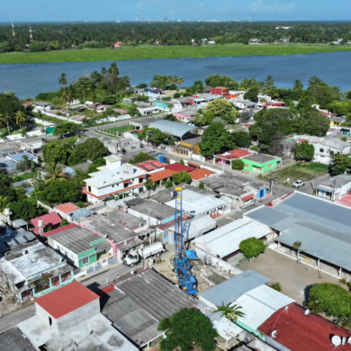 Vista aérea de Chiltepec, en Paraíso, durante los trabajos de perforación de un pozo de agua
