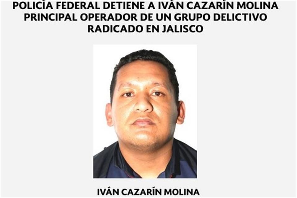 Retrato frontal de Iván Cazarín Molina, «El Tanque», en un boletín de la Policía Federal de 2015