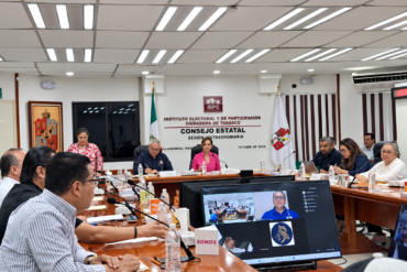 Sesión extraordinaria del Consejo Estatal del IEPCT en Villahermosa, durante la discusión sobre la designación de la Secretaría Ejecutiva.