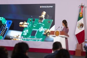 Claudia Sheinbaum durante la presentación del aumento del fondo para ciencia y tecnología en México