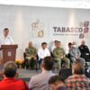 Alejandro Leal López, secretario de Seguridad de Tabasco, presenta en el atril el informe de homicidios dolosos de octubre de 2026 ante el Gabinete de Seguridad