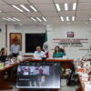 Consejeros y representantes de partidos levantan la mano en votación del Consejo Estatal del IEPC Tabasco, octubre de 2026