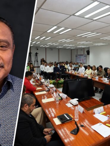 Retrato de Rigoberto De la O Gallegos junto a una imagen de sesión del Consejo Estatal del IEPCT Tabasco, en el contexto de la definición de la Secretaría Ejecutiva.