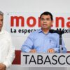 Jesús Selván García durante una conferencia de prensa en la sede de Morena Tabasco, acompañado por integrantes de la dirigencia estatal.
