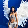Kylie Jenner desfila en el Victoria’s Secret Fashion Show 2026 con el Fantasy Bra de diamantes.