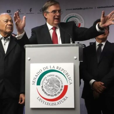 Marcelo Ebrard habla ante medios en el Senado sobre la negociación y continuidad del T-MEC