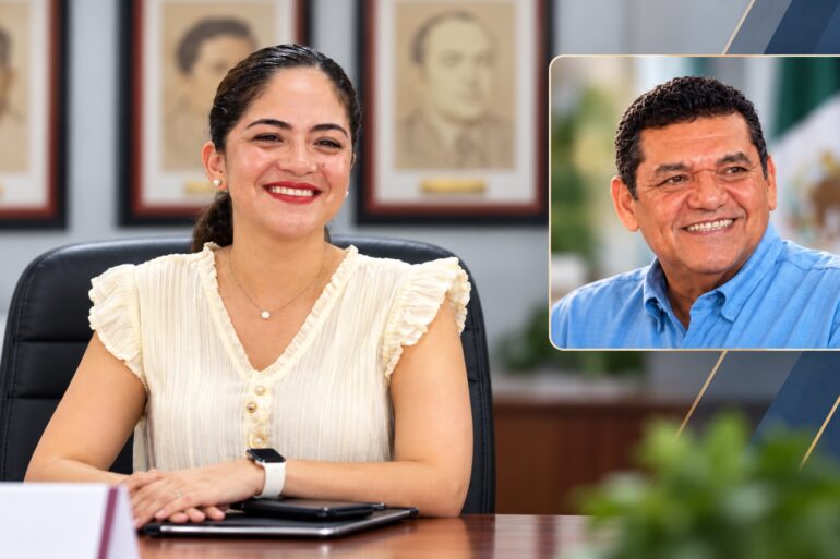 Titular de la Oficina de la Gubernatura de Tabasco en su despacho, con una imagen del gobernador Javier May Rodríguez en un recuadro.