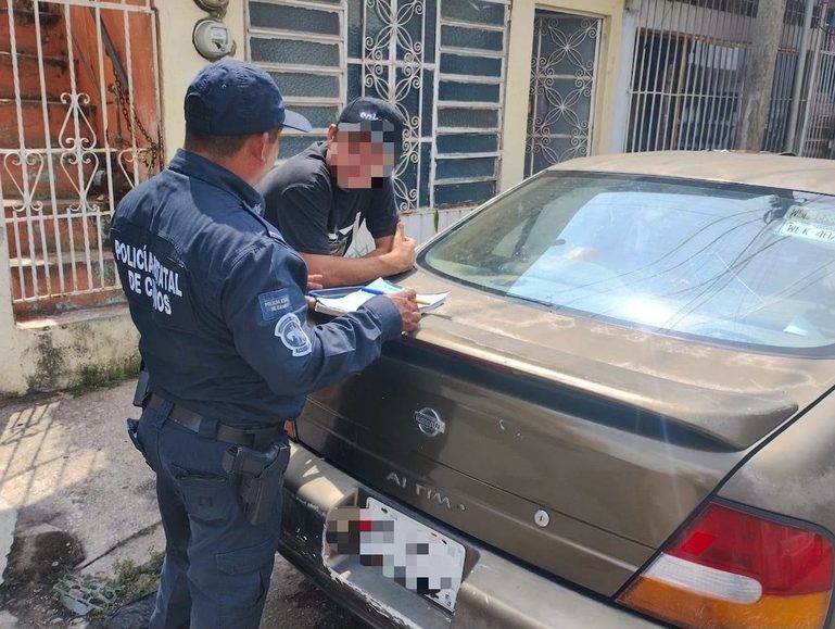 Elementos de la Guardia Estatal de Caminos durante el operativo Vialidades Libres en Villahermosa